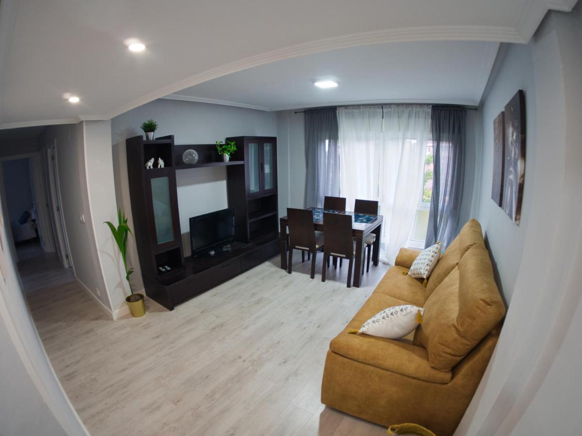 Bonito Piso Villafria โอเบียโด ภายนอก รูปภาพ